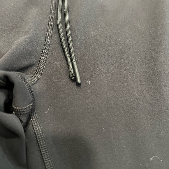 Vuori Daily Legging - Black - Picture 13 of 14